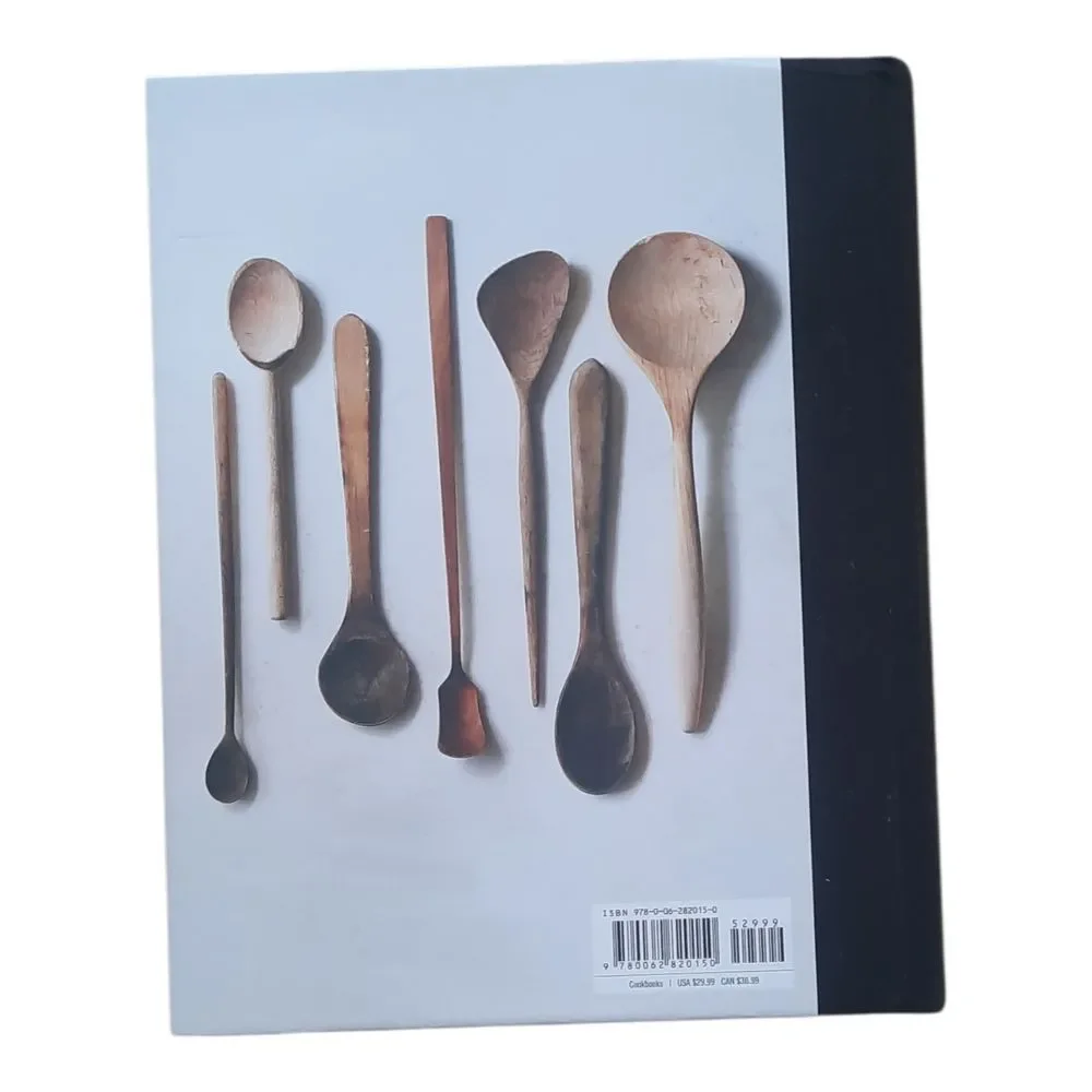 Magnolia Cookbook by Joanna Gaines - Black and White
